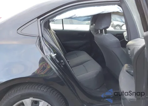 2022 Toyota Corolla Le z USA, uszkodzony, nr VIN 5YFEPMAE3NP326245